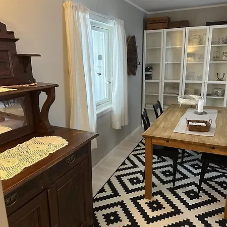 Comfortable House In Gryllefjord * Senja