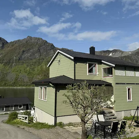 Feriehus Comfortable House In Gryllefjord